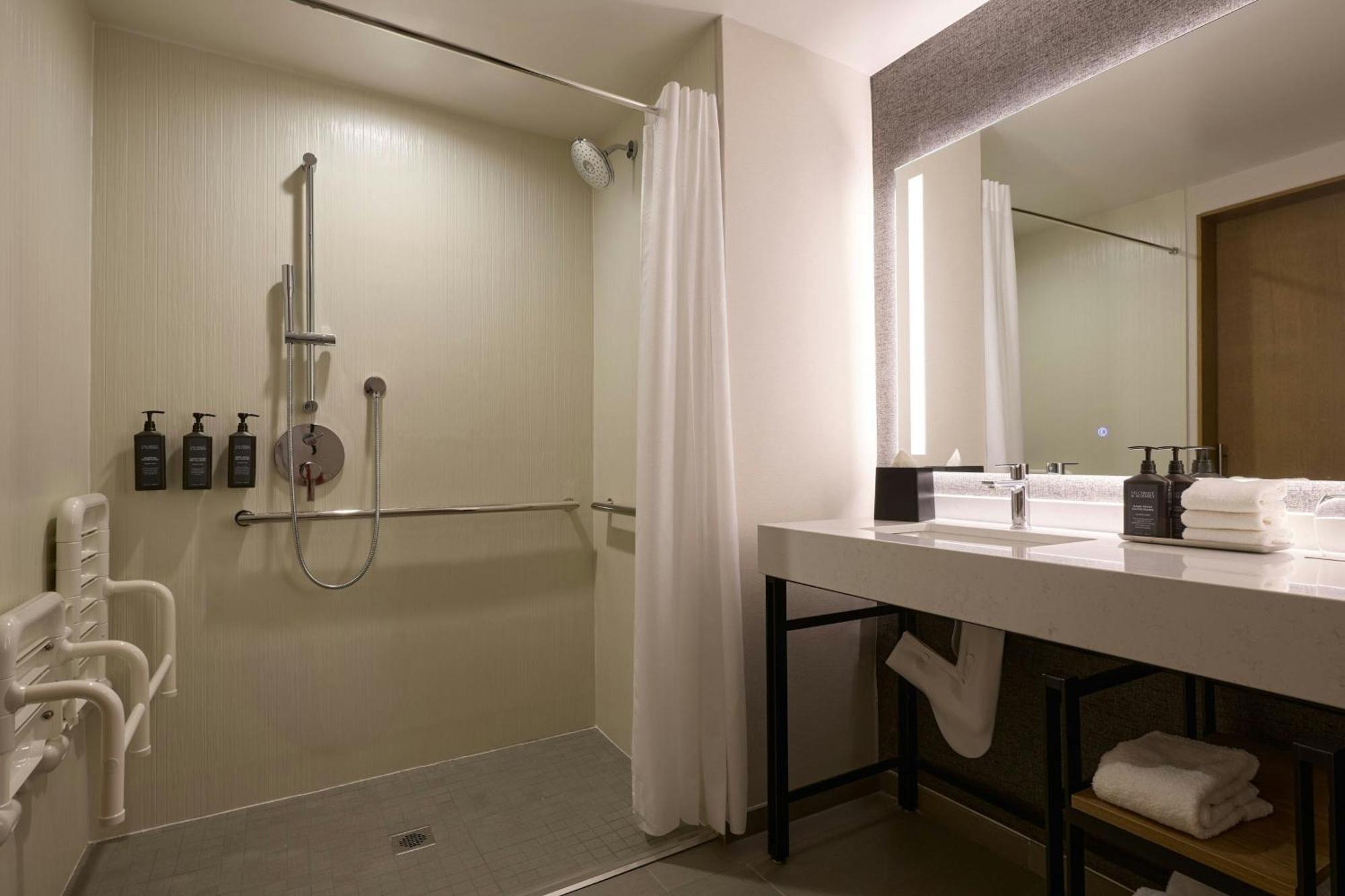 Sheraton Grand Sacramento