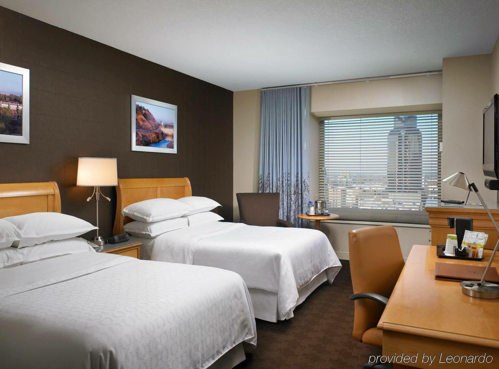 Sheraton Grand 4* Sacramento